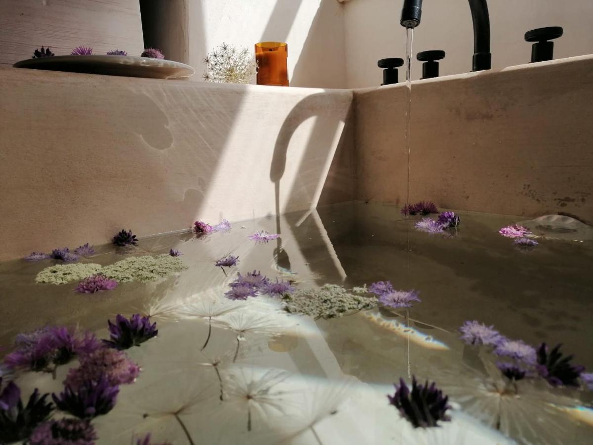 Dimora Sighe, Exclusive Rural Villa With Hot Tub In The Bedroom Alessano Exterior foto